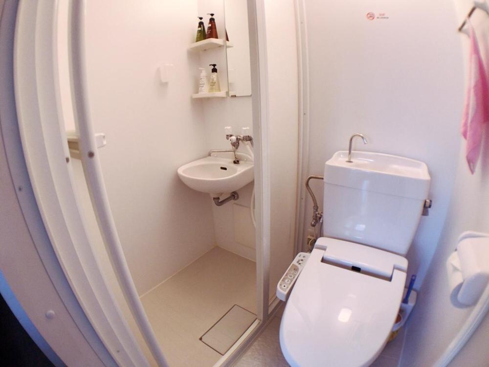 Osaka Sinsei Guest House Exterior photo
